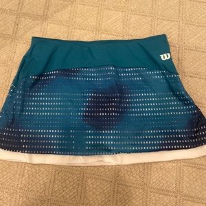 Wilson small xs tennis skirt
